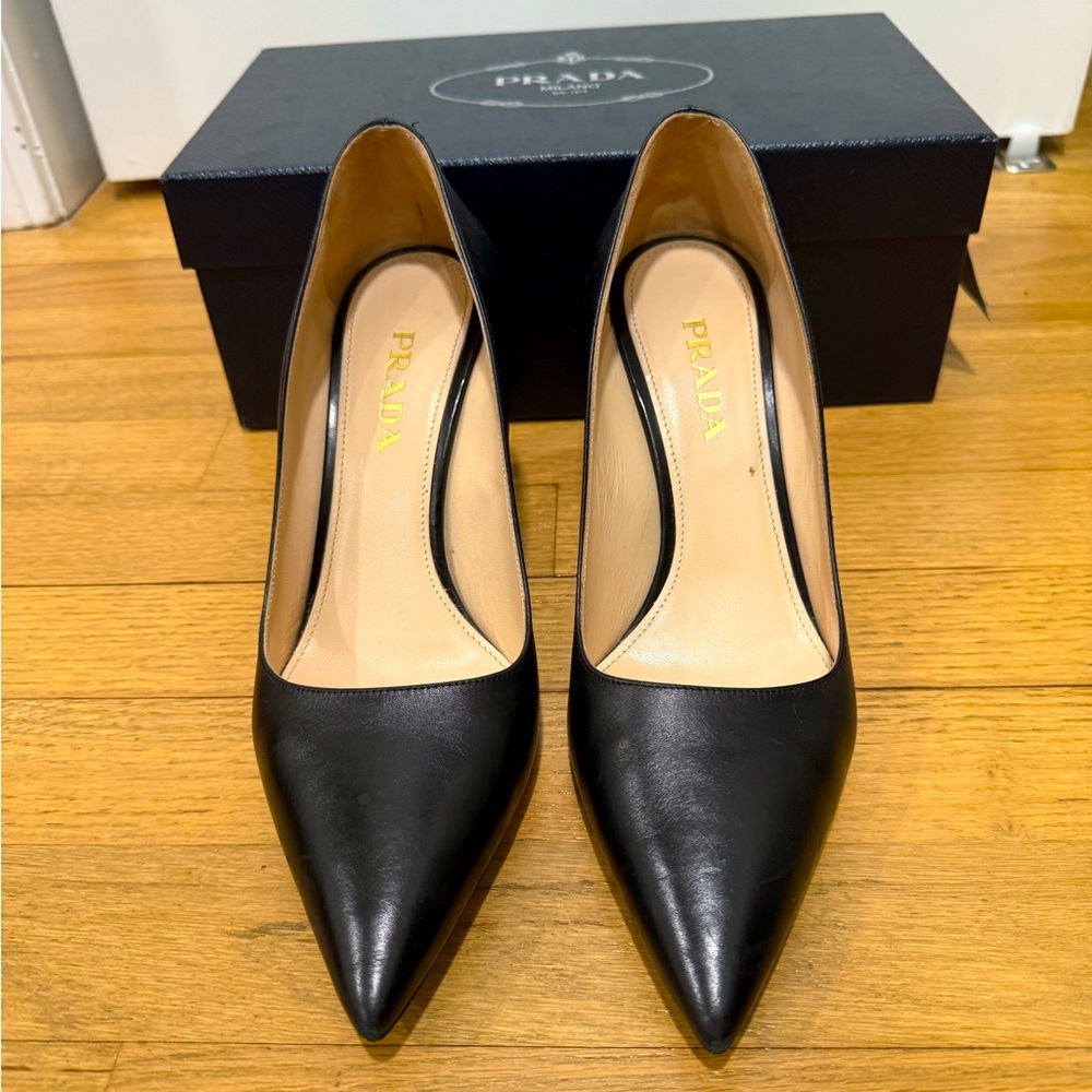 Prada Pumps